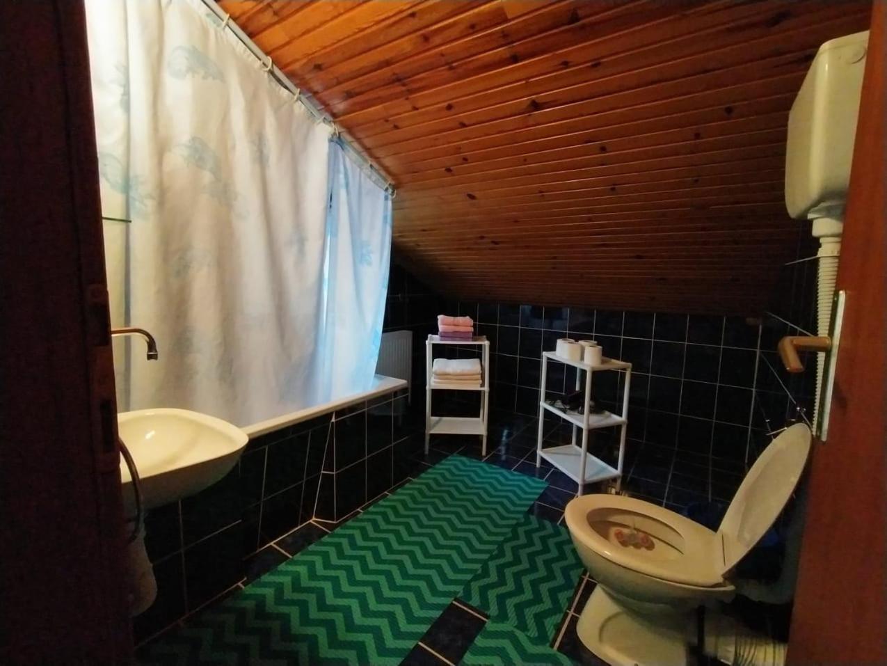 Apartmani Milic Sirogojno Ruang foto